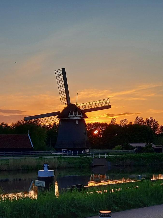 Holiday Home Canal View Алкмар Экстерьер фото