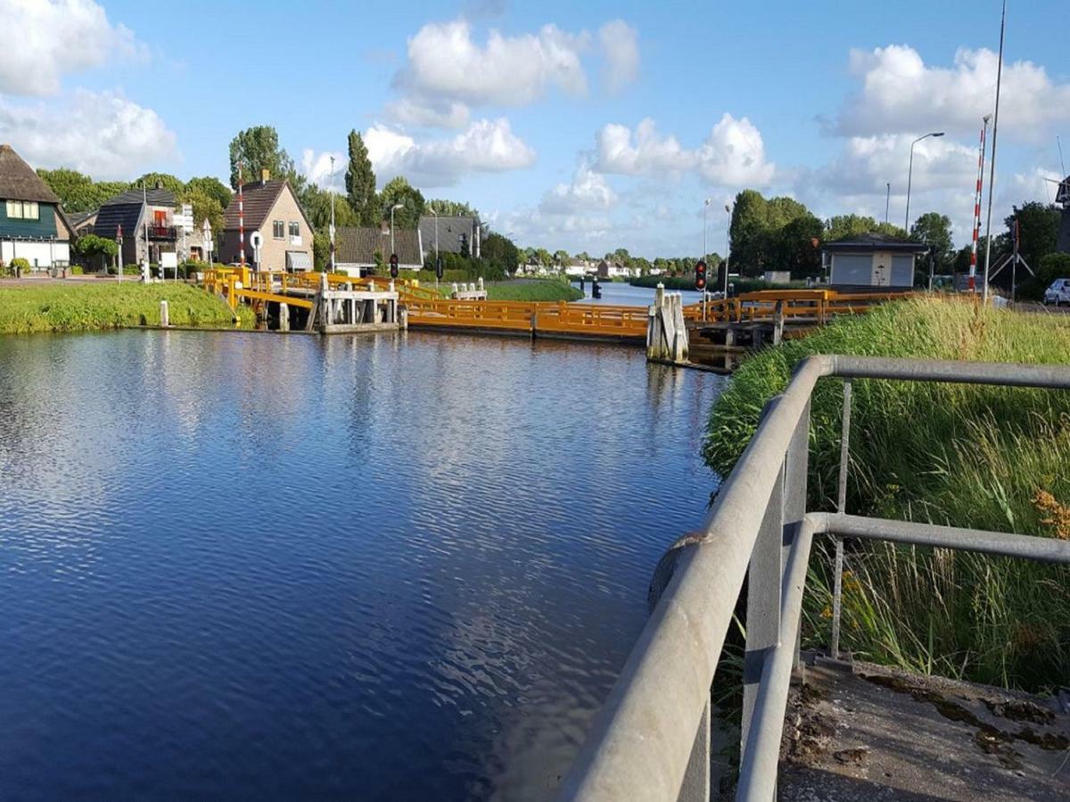 Holiday Home Canal View Алкмар Экстерьер фото